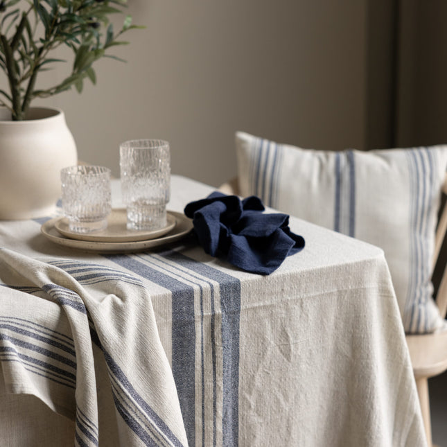 Karlevi duk, blå natur, 350cm