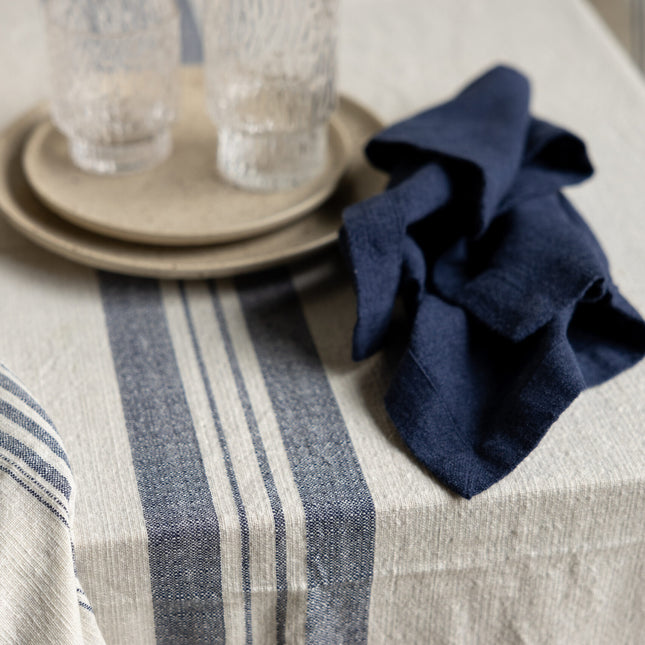 Karlevi duk, blå natur, 250cm