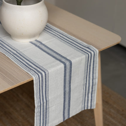 Karlevi løper, blå natur, 240cm