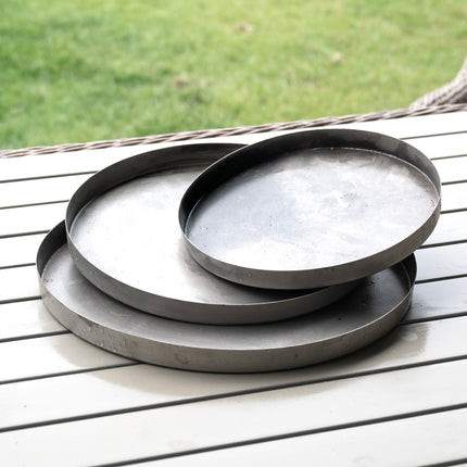 Rustikt, rundt fat i metall, 30 cm