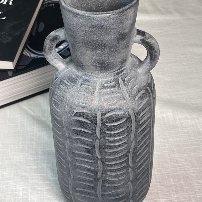 Vase i mørk grå keramikk, 30cm
