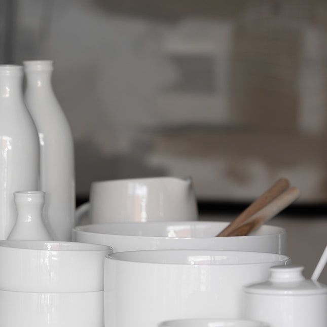 Hvit bolle i porselen, Ø 14 cm